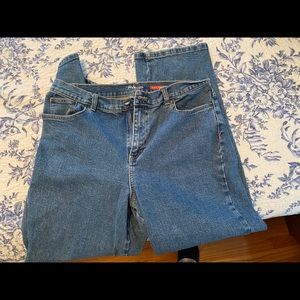 Women’s jeans